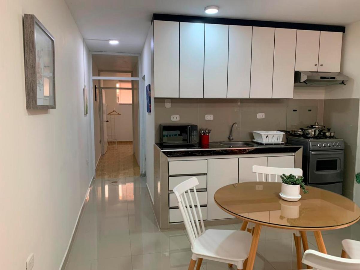 Acogedor Departamento Amoblado En San Miguel, Primer Piso, Wifi. 리마 외부 사진